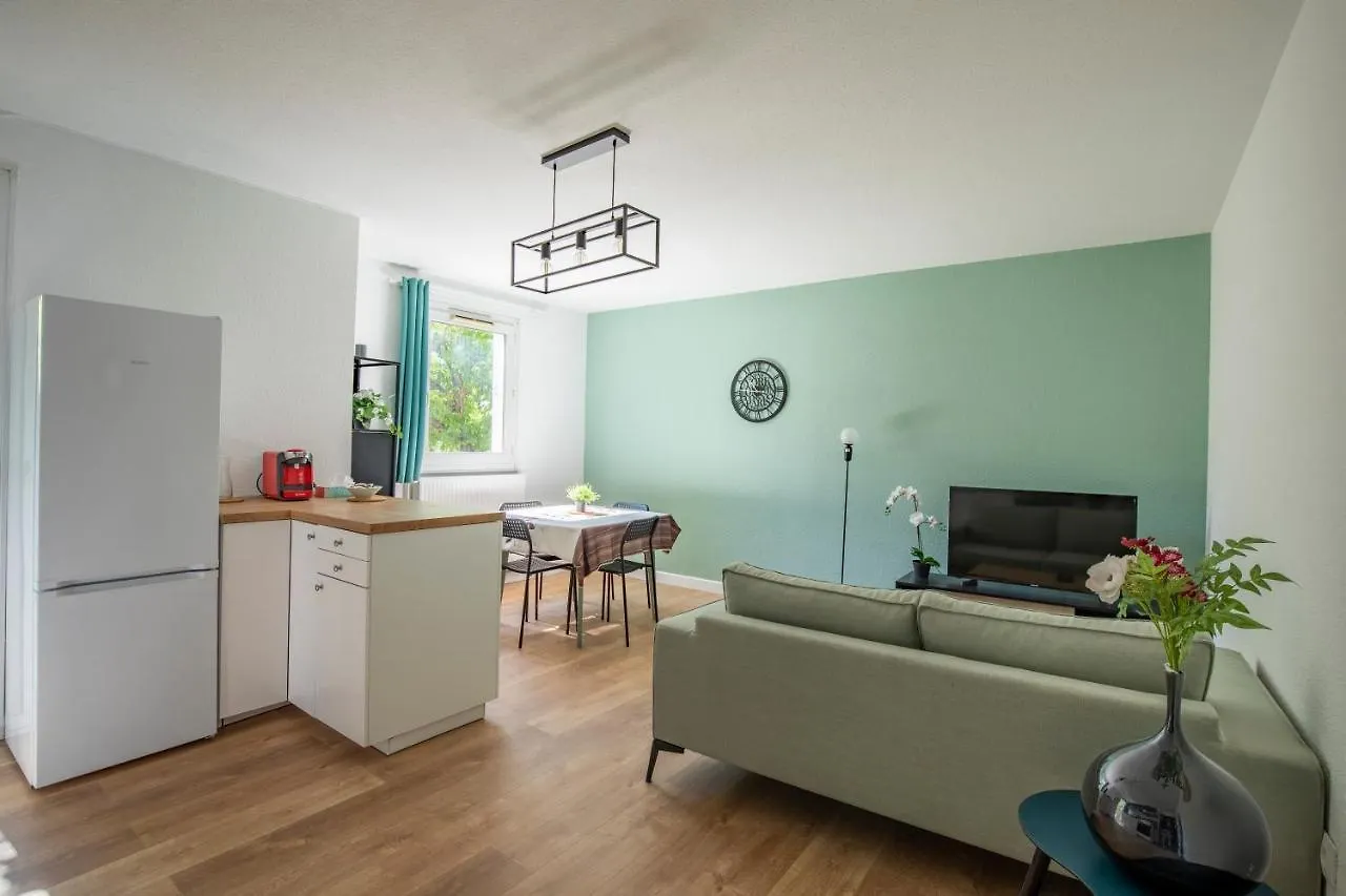 T4 Climatise Au Pied Des Rempart Avec Parking Apartment Avignon