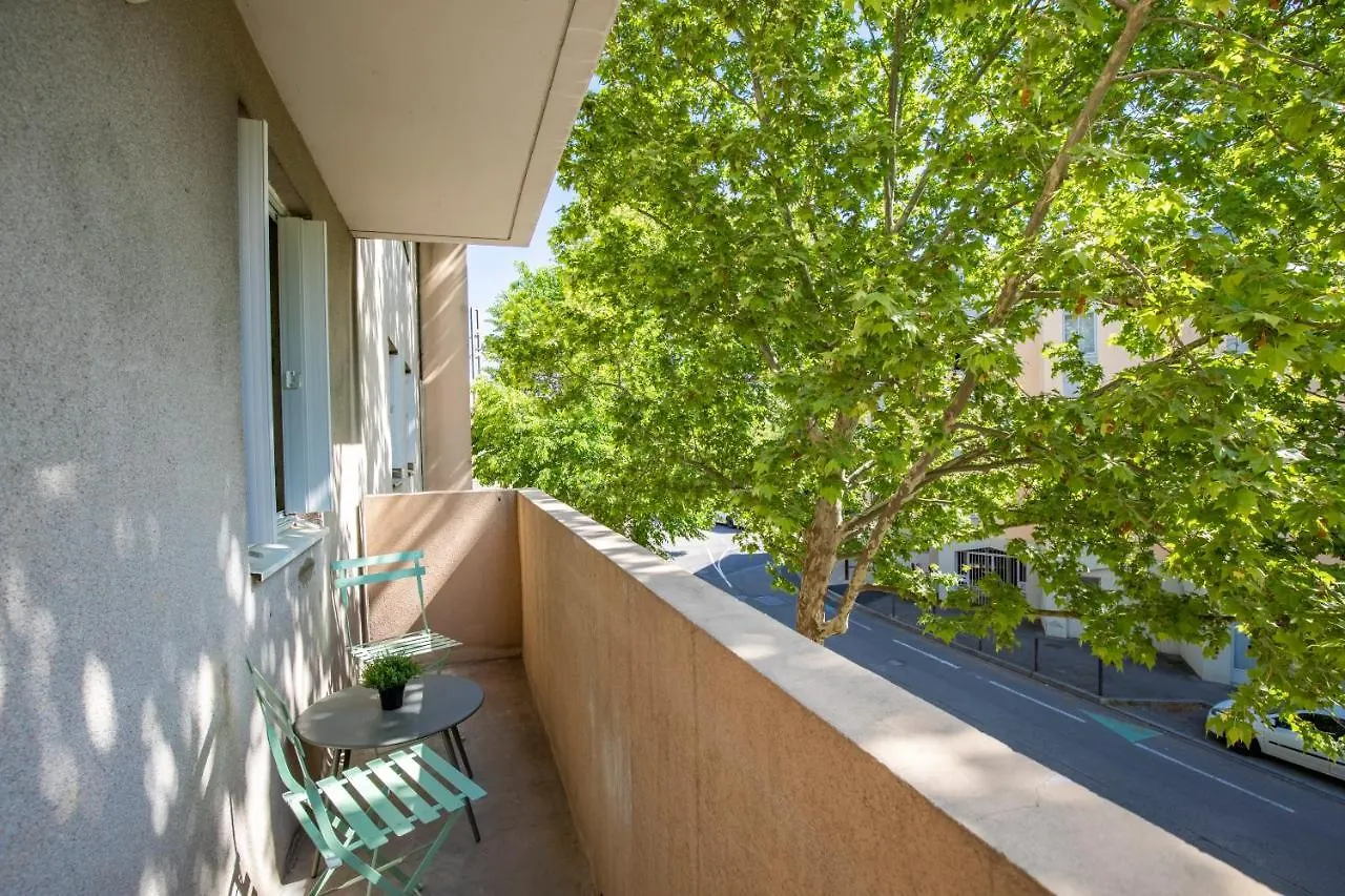 T4 Climatise Au Pied Des Rempart Avec Parking Apartment Avignon